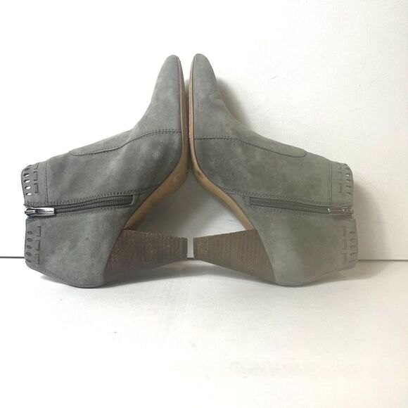 Vince Camuto Women's 9.5 M D'Orsay Booties Ankle Casual High Heel Gray Suede Zip - Picture 6 of 11